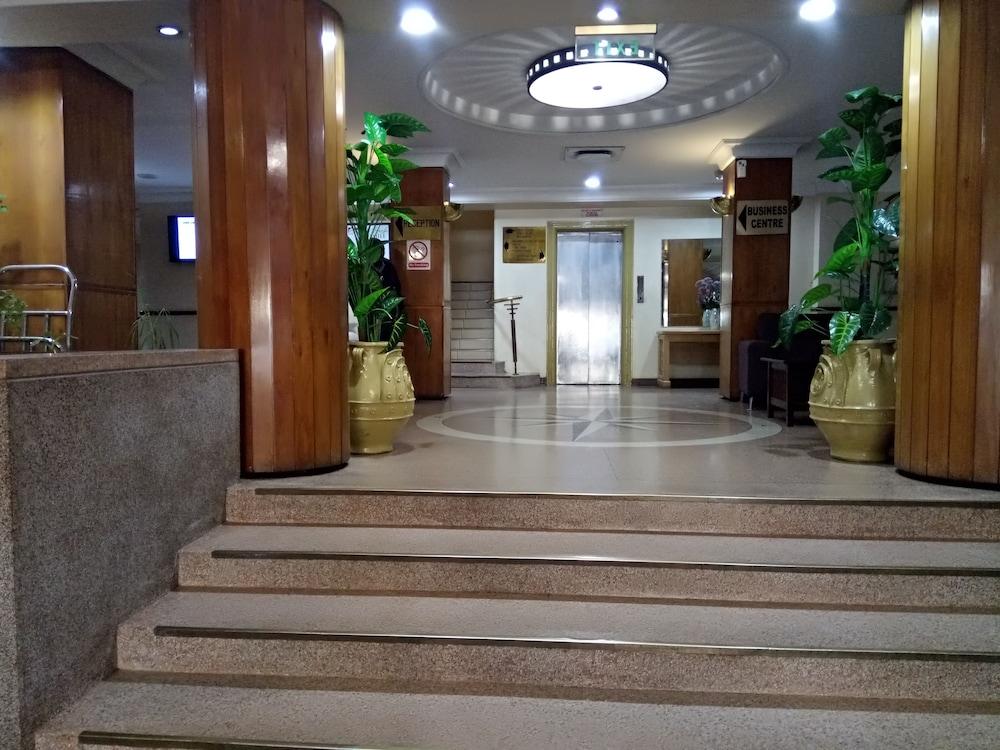 New Ambassador Hotel Хараре Екстер'єр фото