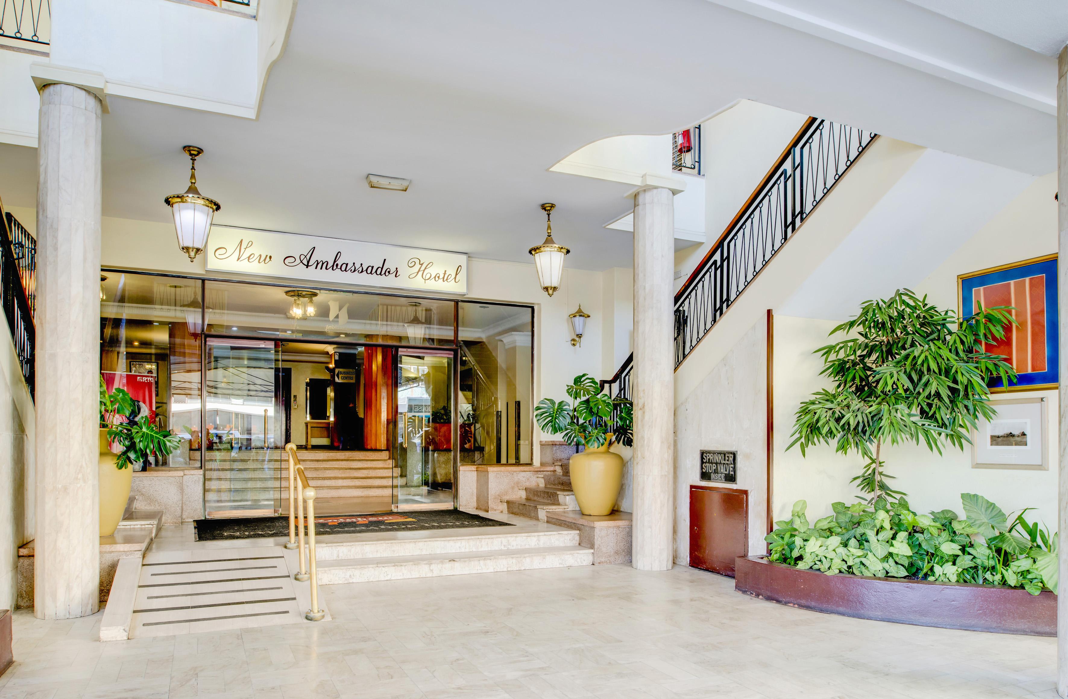 New Ambassador Hotel Хараре Екстер'єр фото