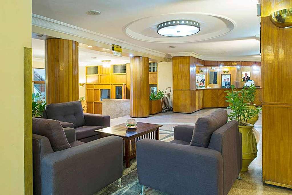 New Ambassador Hotel Хараре Інтер'єр фото